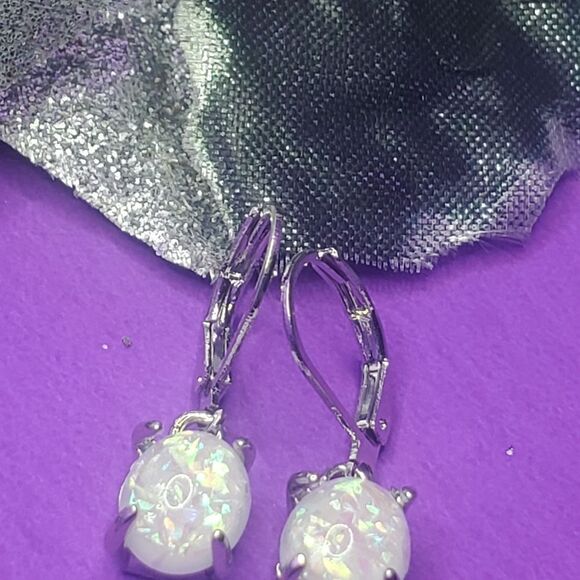 2.0 Ct.Fire Opal Dangling Leverback Earrings on 925 Silver - Women's Jewelry - Picture 9 of 12